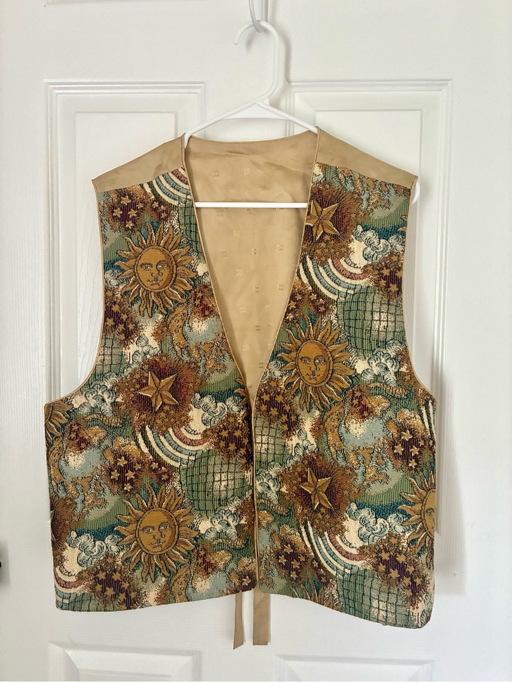 Women’s Vintage 1990s Celestial Tapestry Vest Sun and Stars Whimsigoth L / 2XL